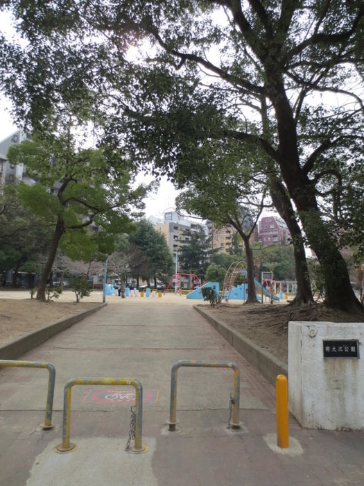 南大江公園(公園)まで121m レトワールトキワ