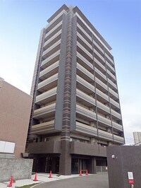 ﾌﾟﾚｻﾝｽﾛｼﾞｪ高槻上田辺町(501)