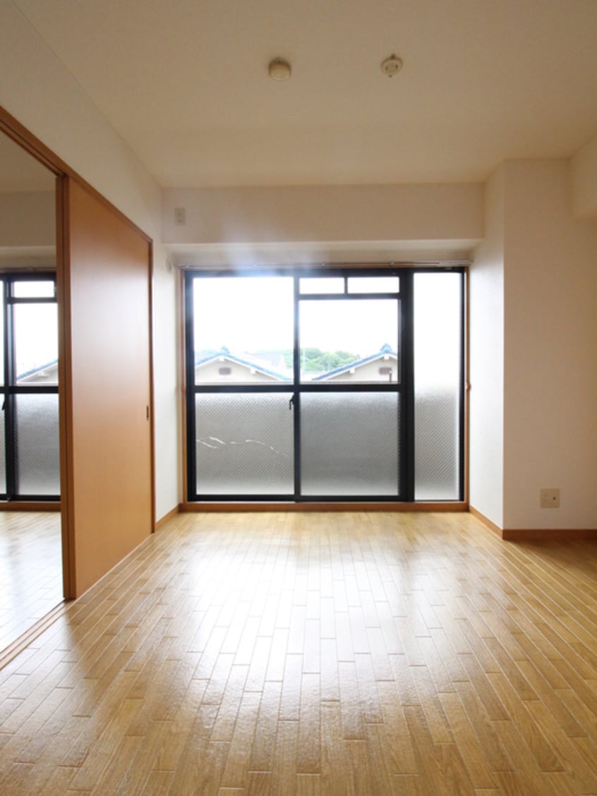 居室 エテルノ・フェンテ