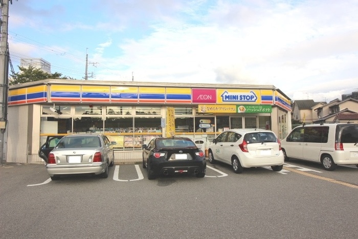ミニストップ(コンビニ)まで250m パストラルＫＩＤＡ