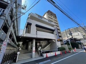 サンロイヤル池田駅前（501）