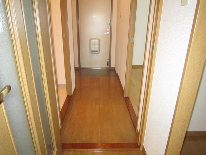 廊下 アイボリッチウエスト