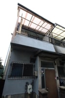 西山貸家の外観