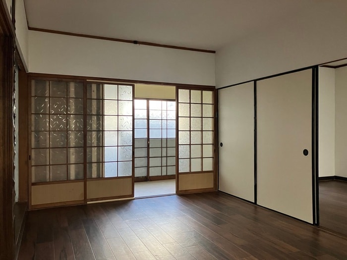 居室 杭瀬南新町4平屋