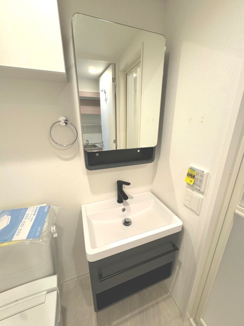 洗面 セレニテ東三国ミラク