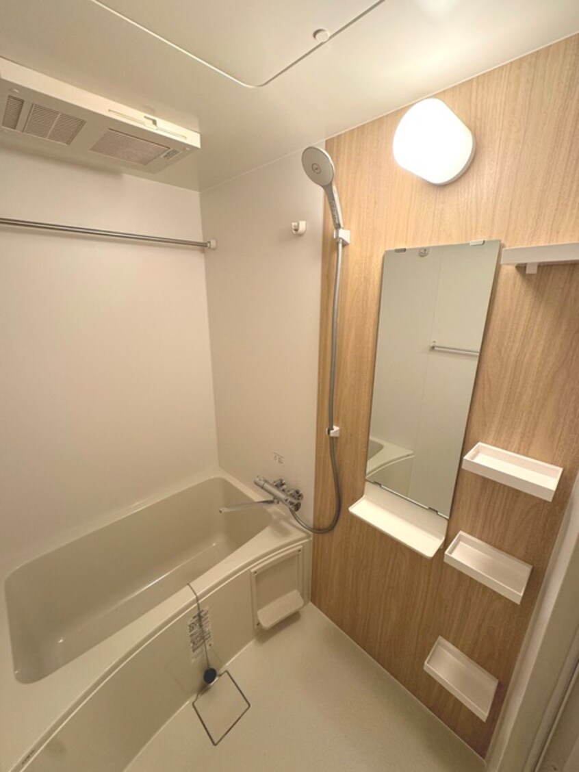 バス／シャワールーム等 セレニテ東三国ミラク