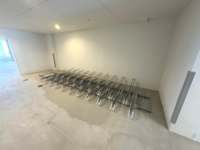 駐輪場 セレニテ東三国ミラク