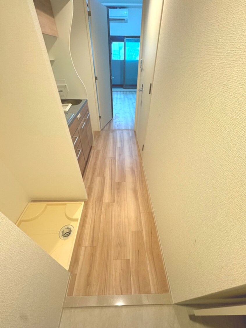 廊下 セレニテ東三国ミラク