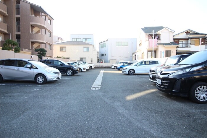 駐車場 メルボルン真砂