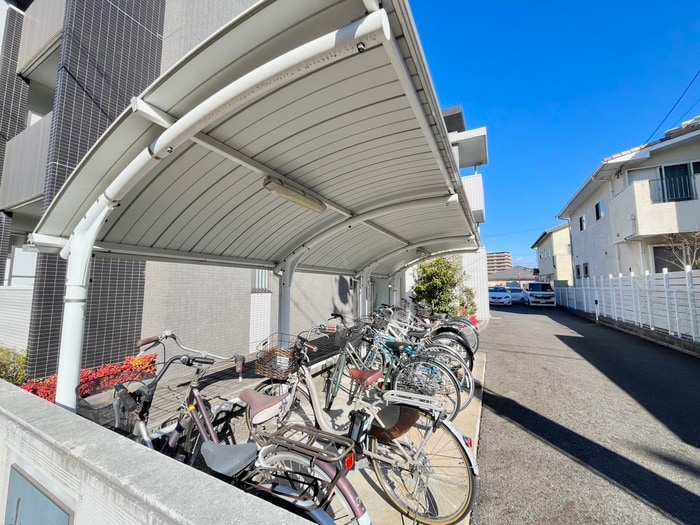 駐輪場 リュミエール