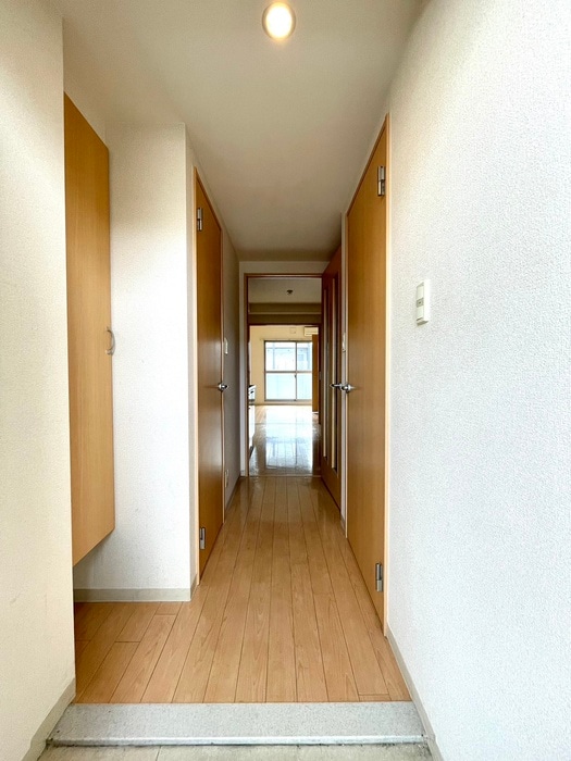 玄関 リュミエール