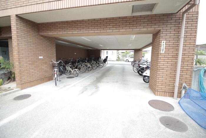 駐車場 フィオーレオルティア