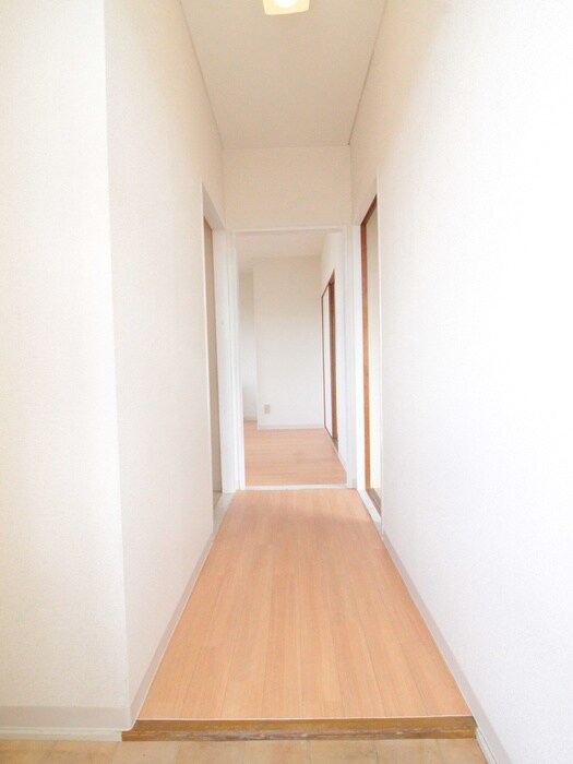 廊下 ロイヤルハイツ