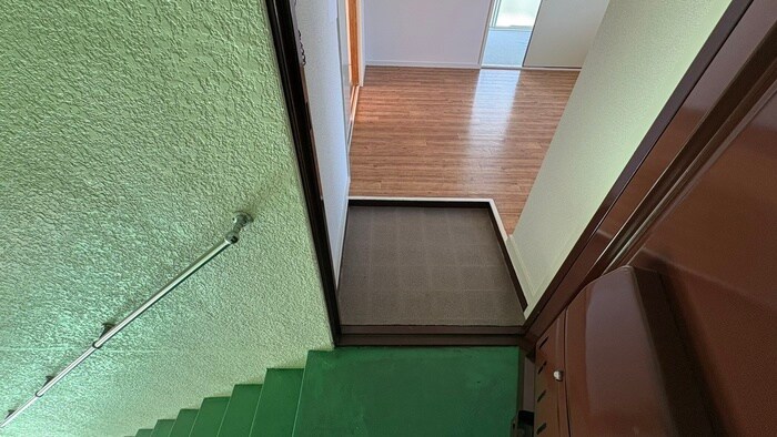 玄関 トマダハイツ