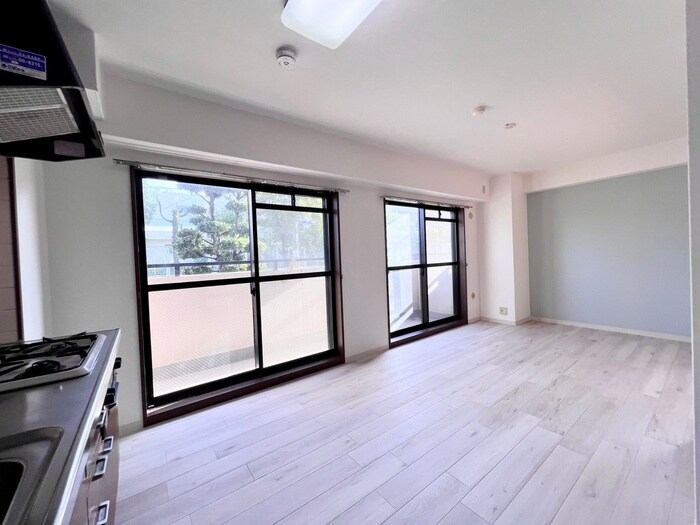 居室 ゼハ－ルトＩＮＡＢＡ