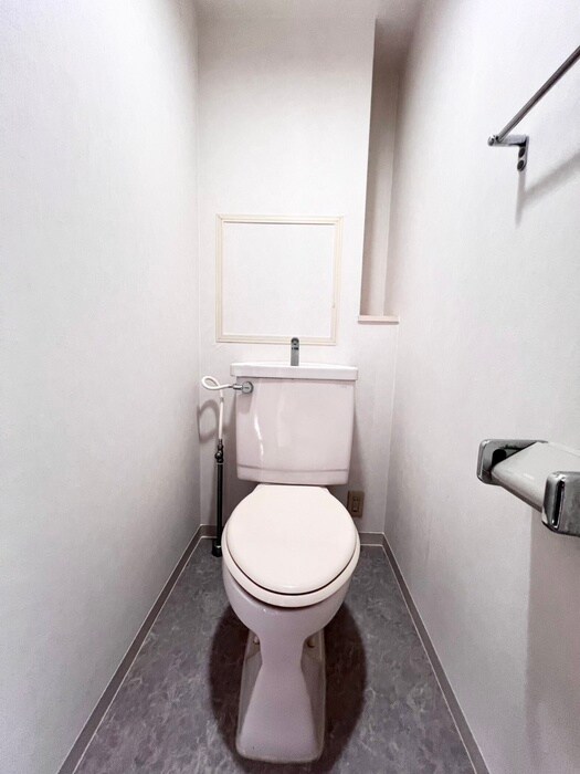 トイレ ゼハ－ルトＩＮＡＢＡ