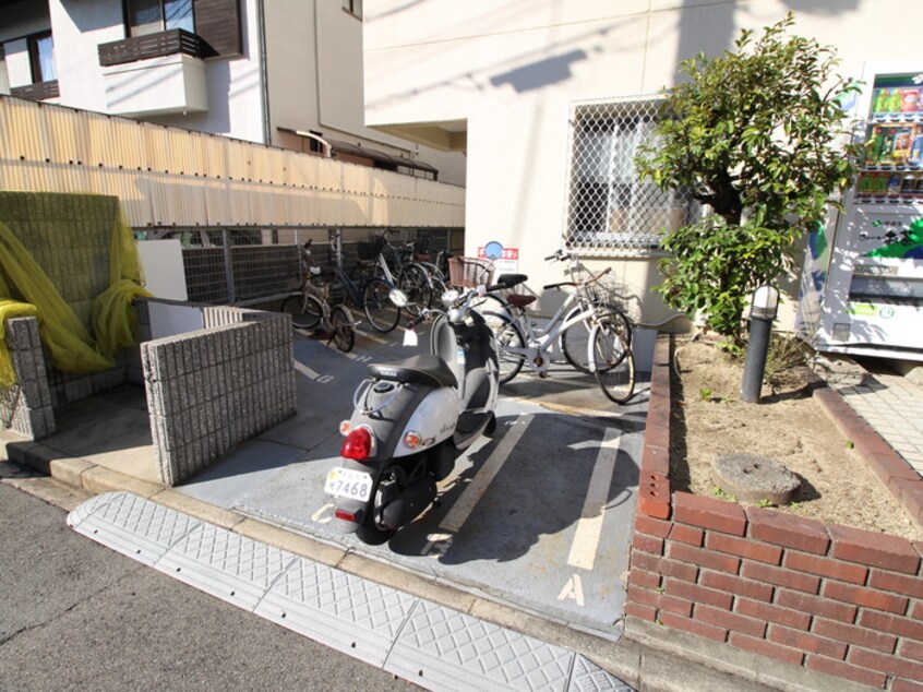 バイク置き場 芦屋セントラル