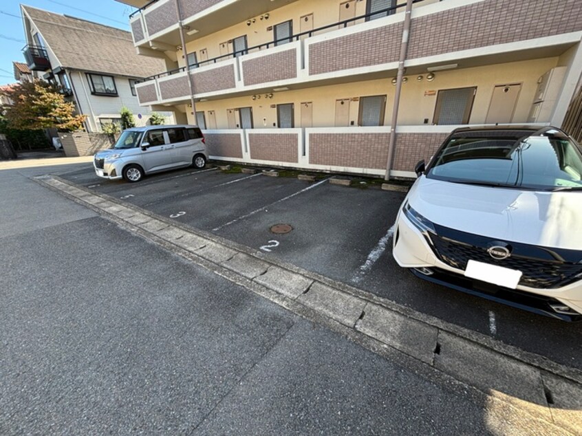 駐車場 アストリア桂