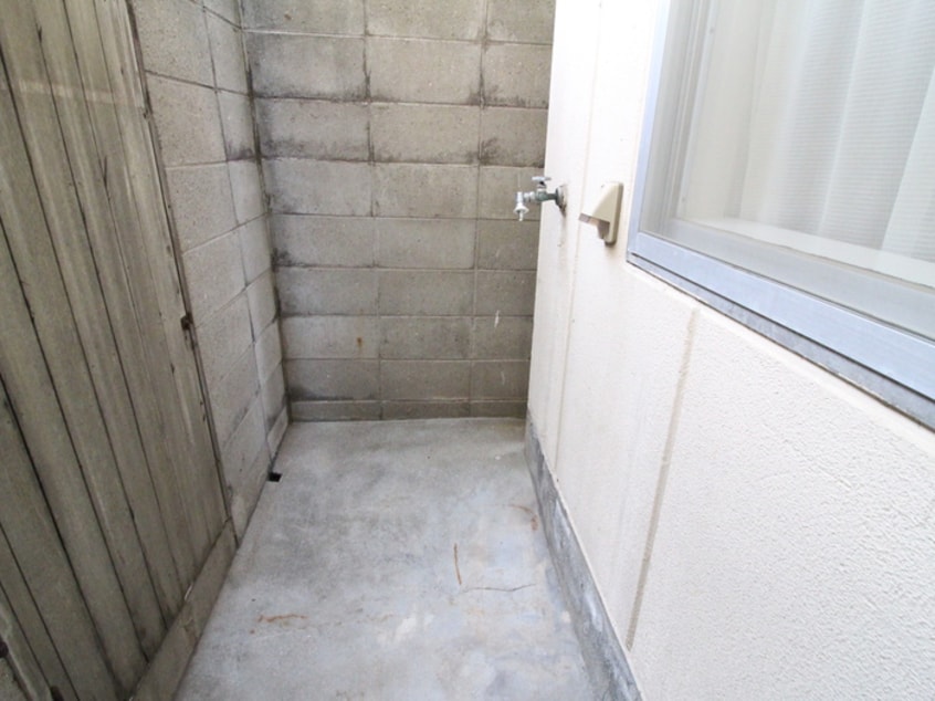 洗濯機置場 シェモア堺