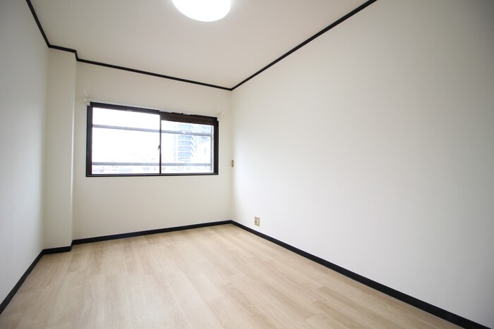 居室 オラコート西田辺