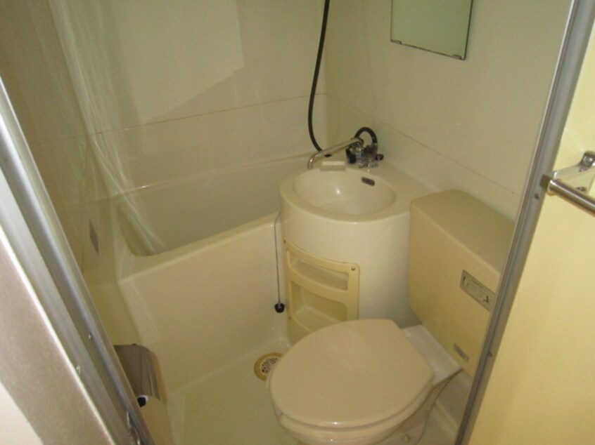 バス／シャワールーム等 オラコート西田辺