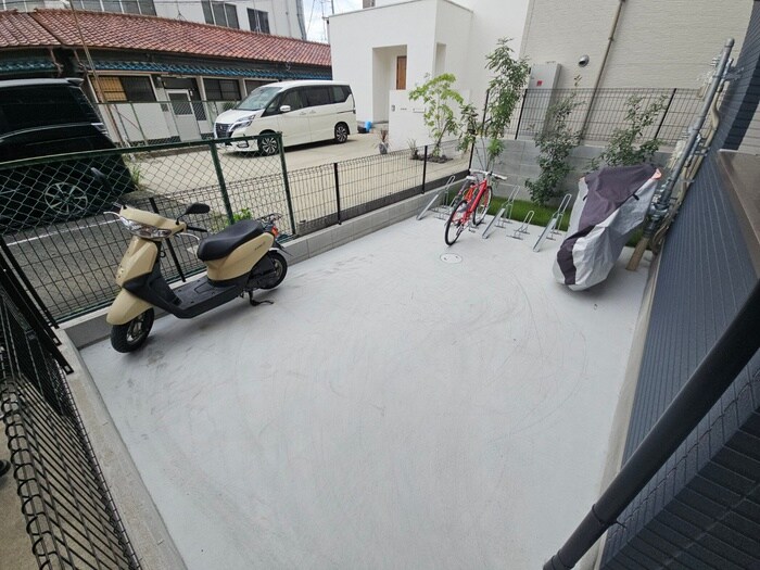 駐輪場 カーサセレーノ