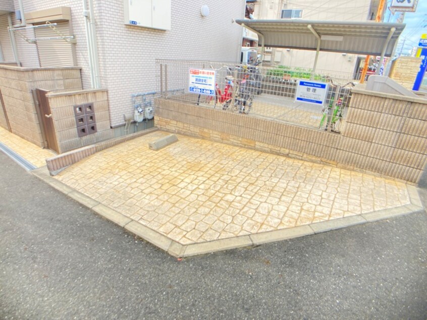 駐車場 ソシア２５