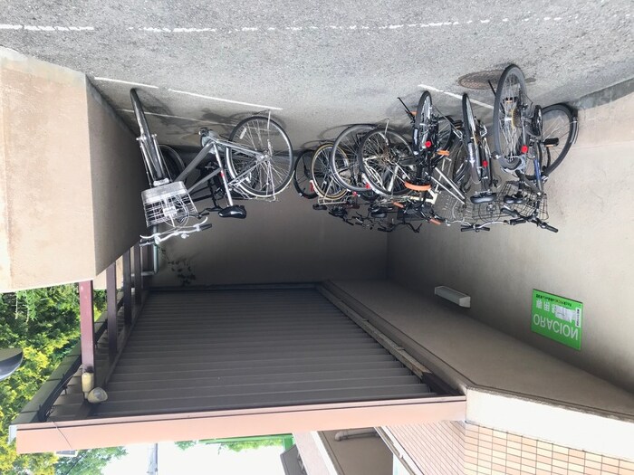 駐輪場 ORACION山手