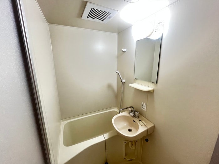 バス／シャワールーム等 フロ－ラ茨木