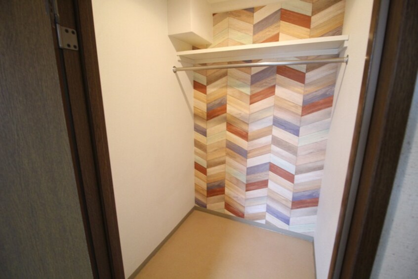 収納 プラネシア星の子山科駅前