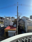 室内からの展望 テラス・ロ－ズマリ－