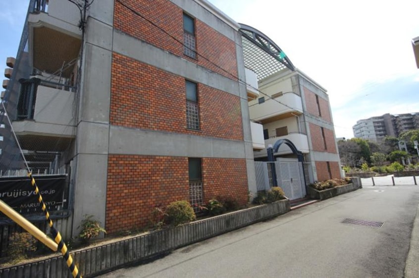 外観写真 南芥川パ－クサイドマンション