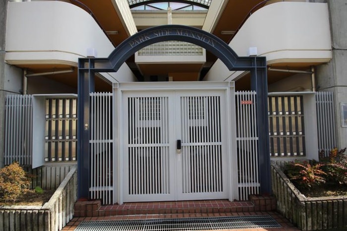 エントランス部分 南芥川パ－クサイドマンション