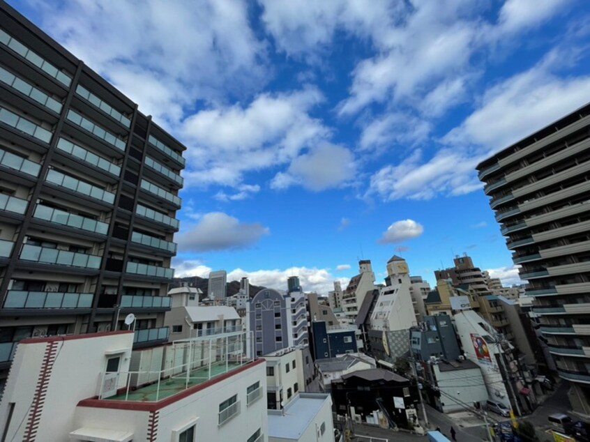 室内からの展望 STELLA LUCE 北野坂