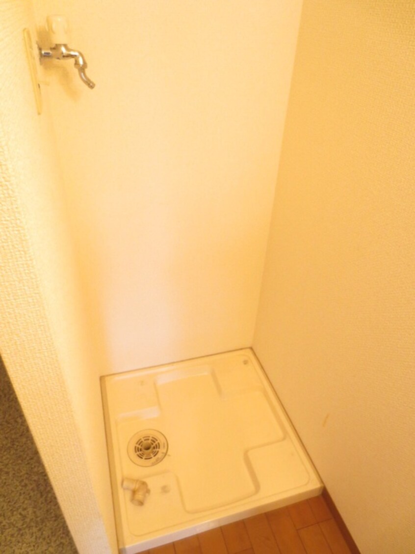 洗濯機置場 SHICATA SIX BLDG(501)