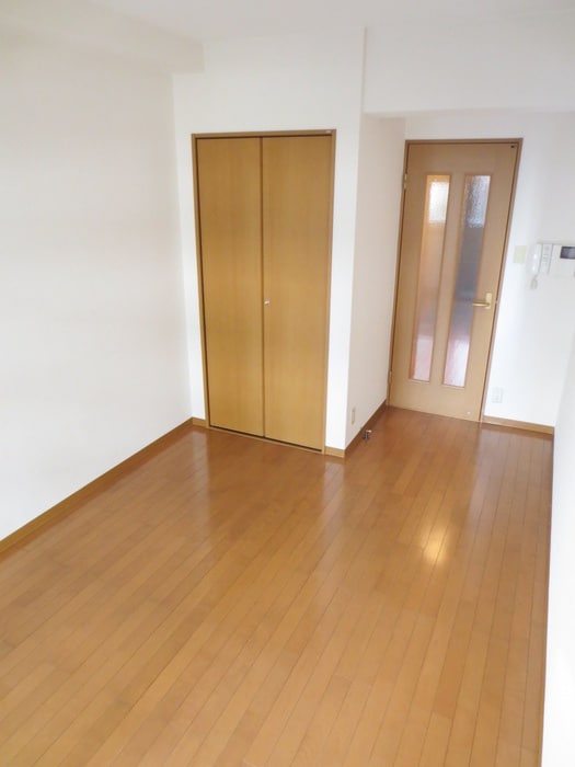 居室 SHICATA SIX BLDG(501)