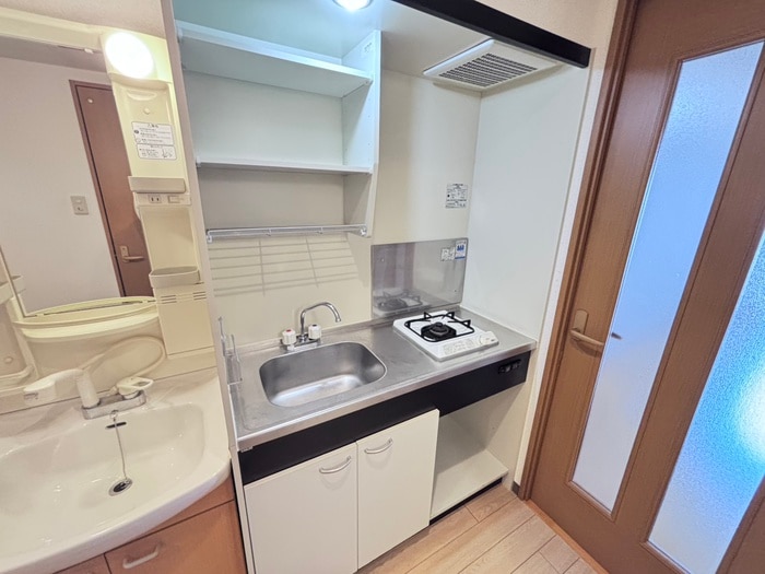 キッチン SHICATA SIX BLDG(701)