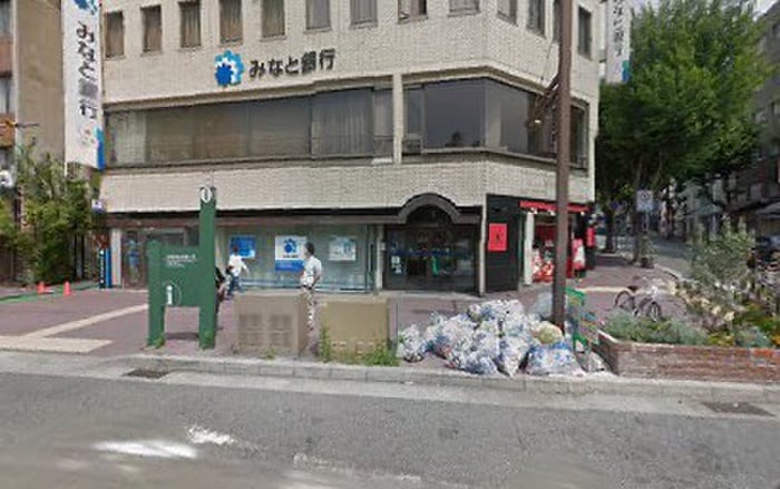 みなと銀行(銀行)まで650m エル　中山手