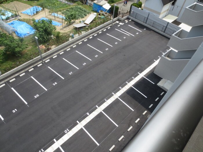 駐車場 メゾン・ハナミズキ豊中