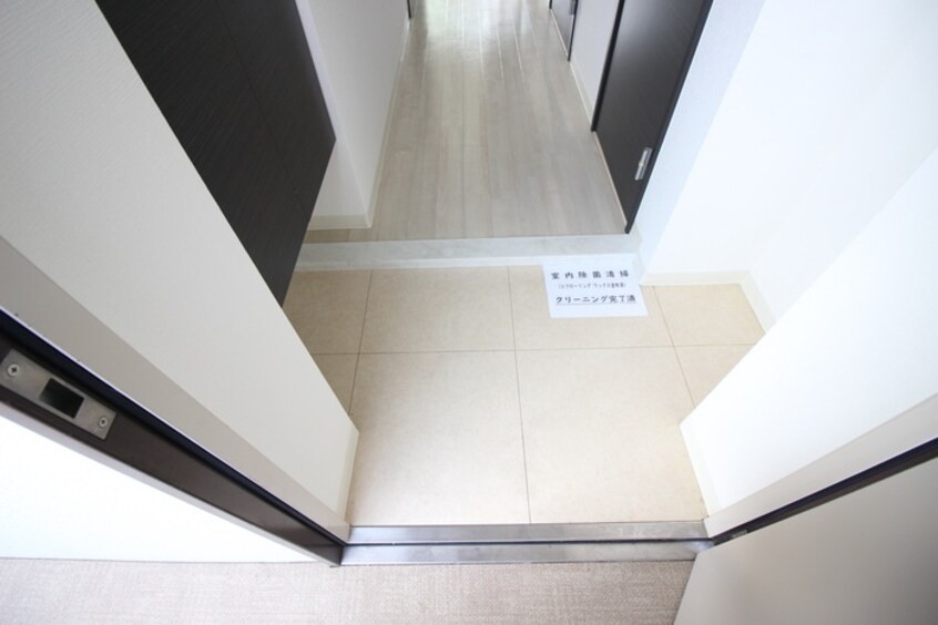 玄関 メゾン・ハナミズキ豊中