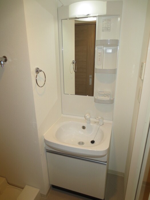 洗面 ﾗﾗﾌﾟﾚｲｽ新大阪ｼｴｽﾀ(301)