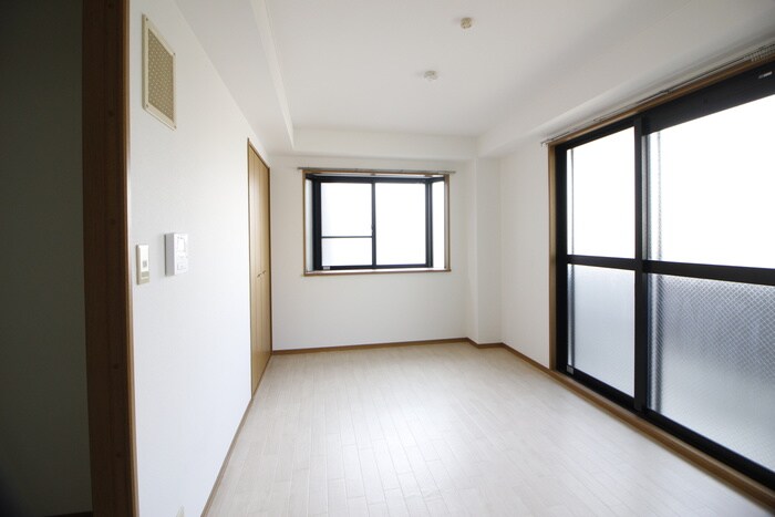 居室 レジスコート今津中