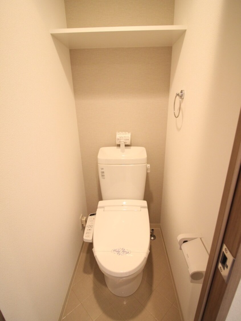 トイレ ﾗﾗﾌﾟﾚｲｽ新大阪ｼｴｽﾀ(502)