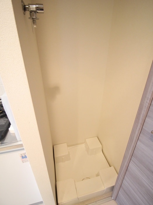 洗濯機置場 ﾗﾗﾌﾟﾚｲｽ新大阪ｼｴｽﾀ(502)
