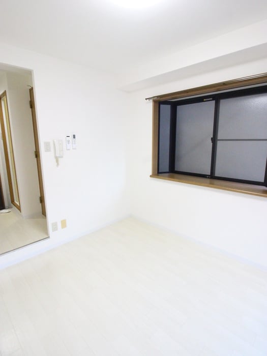 居室 クレセント守口