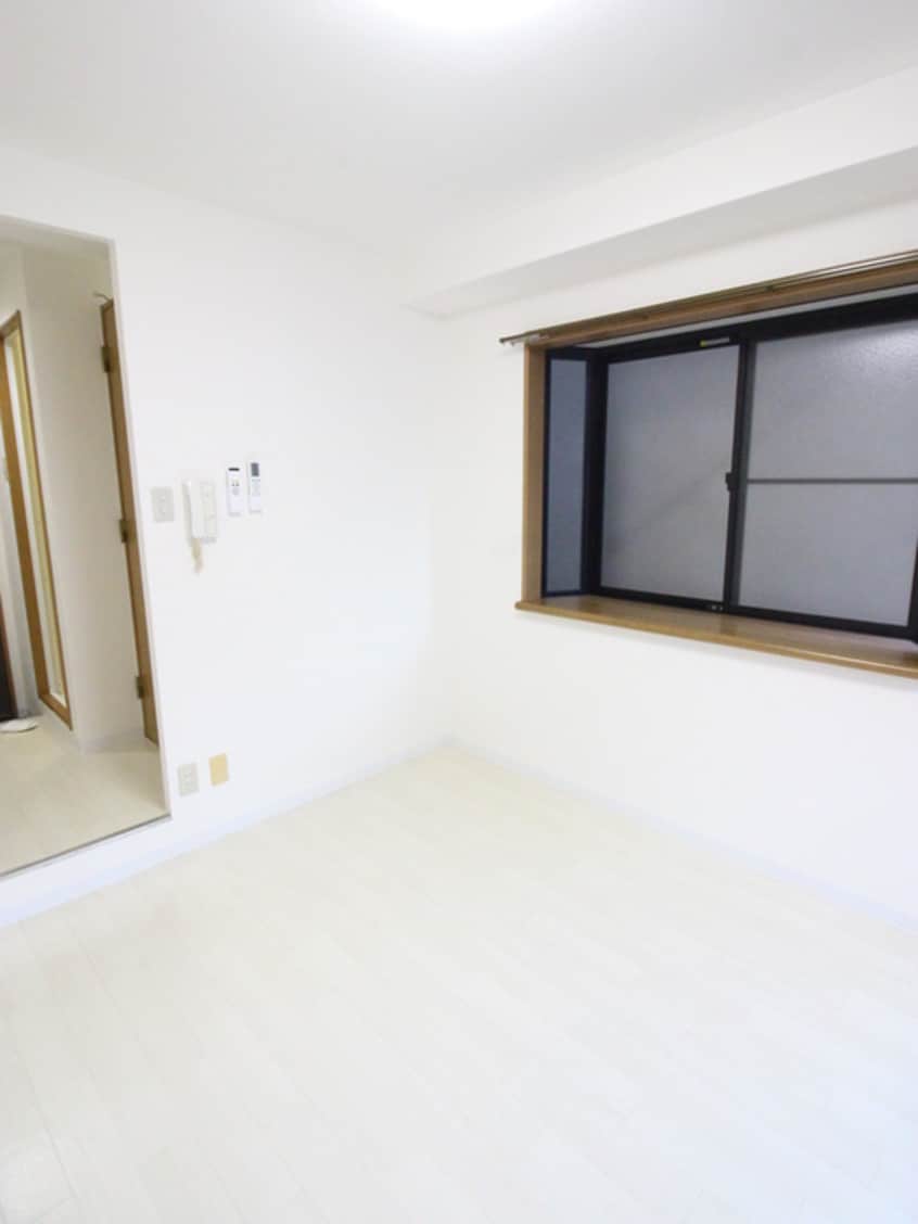 居室 クレセント守口