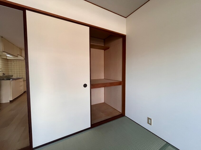 収納 グレ－スニシオ