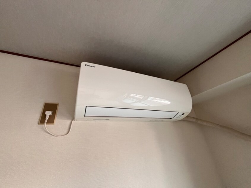 内観写真 グレ－スニシオ