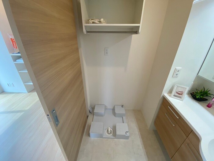 洗濯機置場 STELLA TAKASAGO