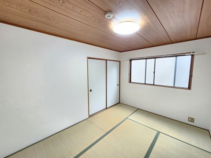 居室 グランドハイツ加美東